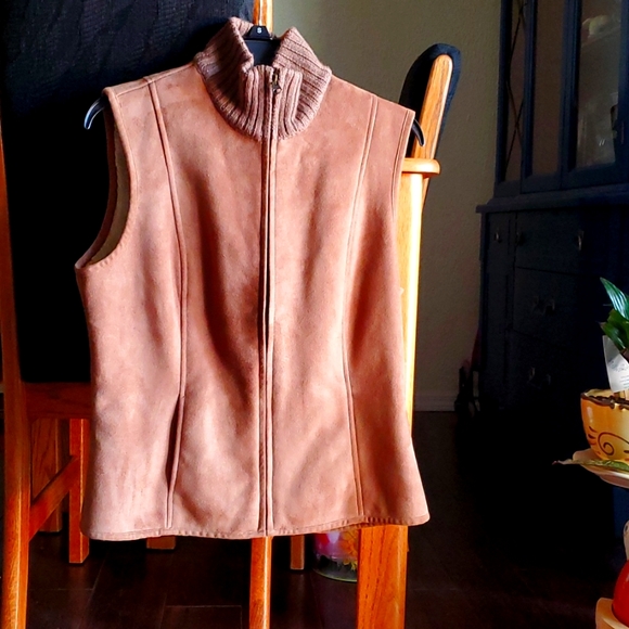 Ann Taylor M  Tan Vest - Picture 1 of 5
